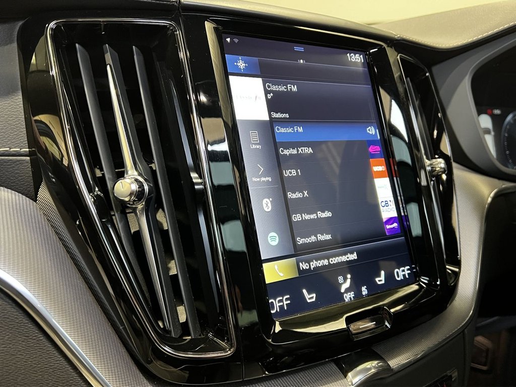USED 2020 20 VOLVO XC60 2.0 B5 MHEV R-Design Pro SUV 5dr Petrol Hybrid Auto AWD Euro 6 (s/s) (250 ps) PANORAMIC ROOF|2 YEAR WARRANTY