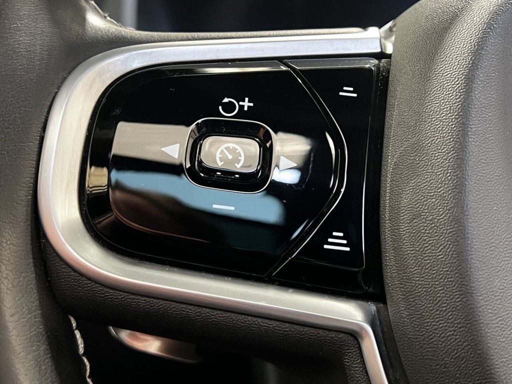 USED 2020 20 VOLVO XC60 2.0 B5 MHEV R-Design Pro SUV 5dr Petrol Hybrid Auto AWD Euro 6 (s/s) (250 ps) PANORAMIC ROOF|2 YEAR WARRANTY
