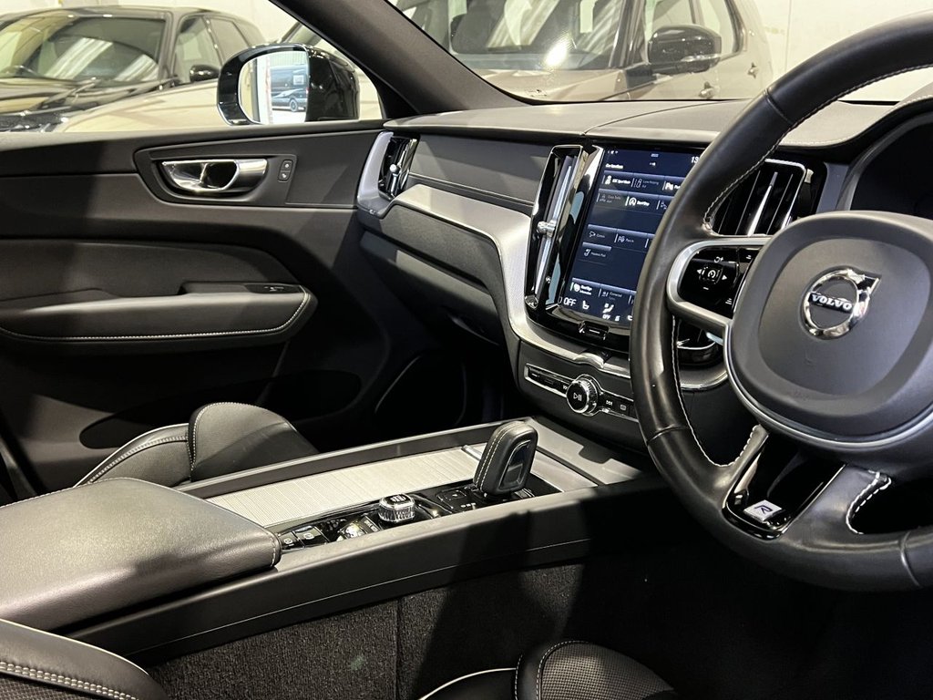 USED 2020 20 VOLVO XC60 2.0 B5 MHEV R-Design Pro SUV 5dr Petrol Hybrid Auto AWD Euro 6 (s/s) (250 ps) PANORAMIC ROOF|2 YEAR WARRANTY