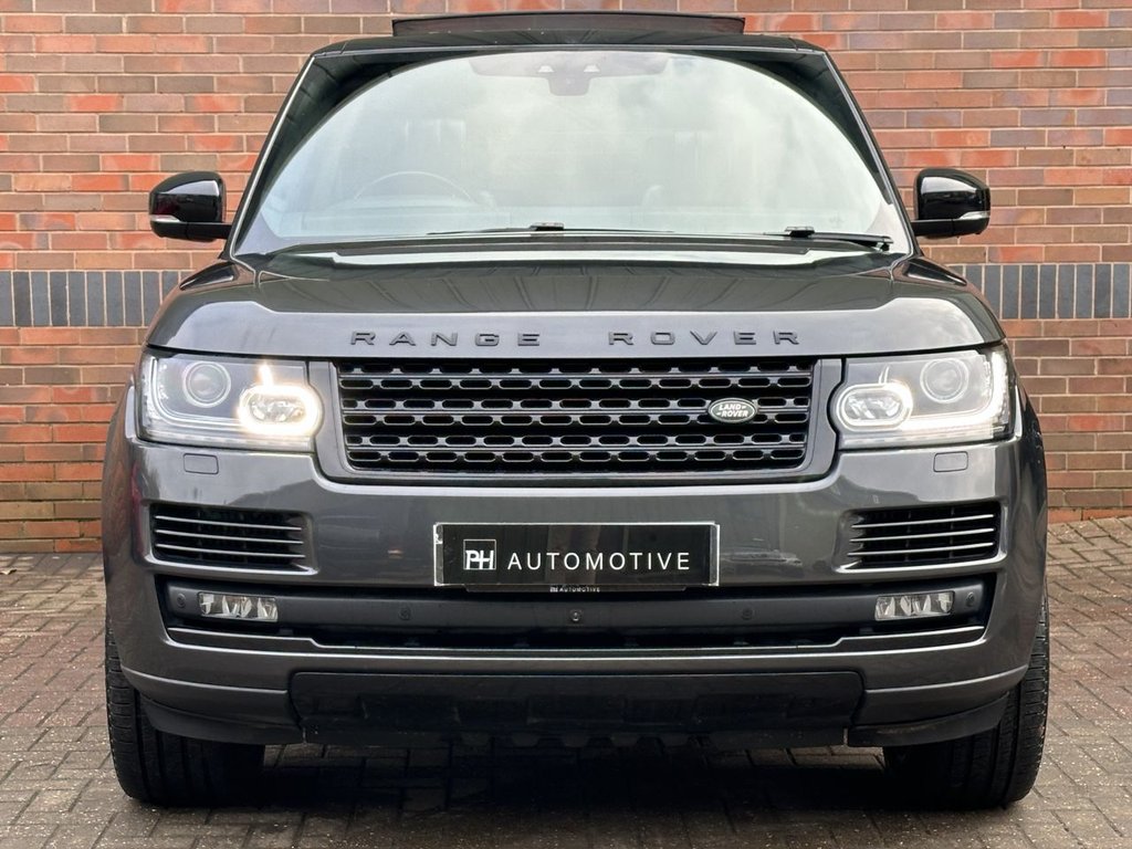 USED 2017 67 LAND ROVER RANGE ROVER 4.4 SD V8 Autobiography SUV 5dr Diesel Auto 4WD Euro 6 (s/s) (339 ps) DEPLOYABLE STEPS|1YR WARRANTY
