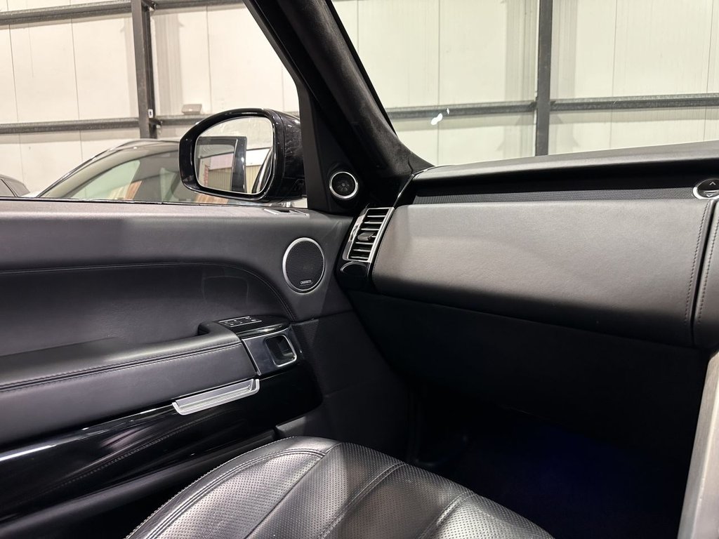 USED 2017 67 LAND ROVER RANGE ROVER 4.4 SD V8 Autobiography SUV 5dr Diesel Auto 4WD Euro 6 (s/s) (339 ps) DEPLOYABLE STEPS|1YR WARRANTY