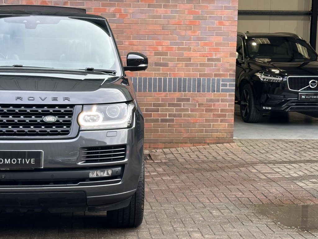 USED 2017 67 LAND ROVER RANGE ROVER 4.4 SD V8 Autobiography SUV 5dr Diesel Auto 4WD Euro 6 (s/s) (339 ps) DEPLOYABLE STEPS|1YR WARRANTY