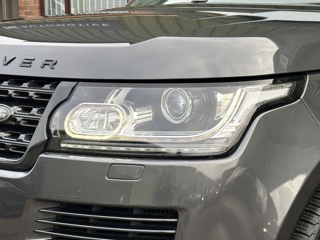 USED 2017 67 LAND ROVER RANGE ROVER 4.4 SD V8 Autobiography SUV 5dr Diesel Auto 4WD Euro 6 (s/s) (339 ps) DEPLOYABLE STEPS|1YR WARRANTY