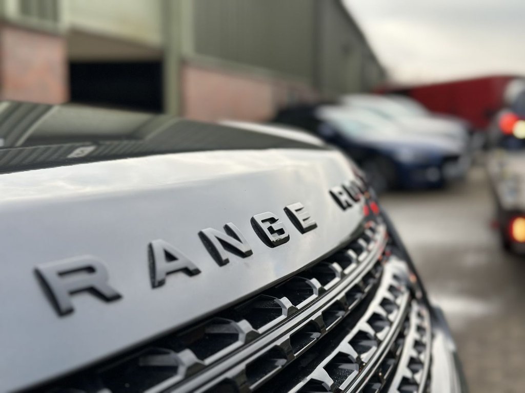 USED 2017 67 LAND ROVER RANGE ROVER 4.4 SD V8 Autobiography SUV 5dr Diesel Auto 4WD Euro 6 (s/s) (339 ps) DEPLOYABLE STEPS|1YR WARRANTY