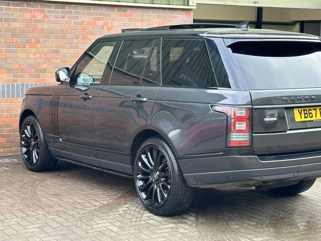USED 2017 67 LAND ROVER RANGE ROVER 4.4 SD V8 Autobiography SUV 5dr Diesel Auto 4WD Euro 6 (s/s) (339 ps) DEPLOYABLE STEPS|1YR WARRANTY