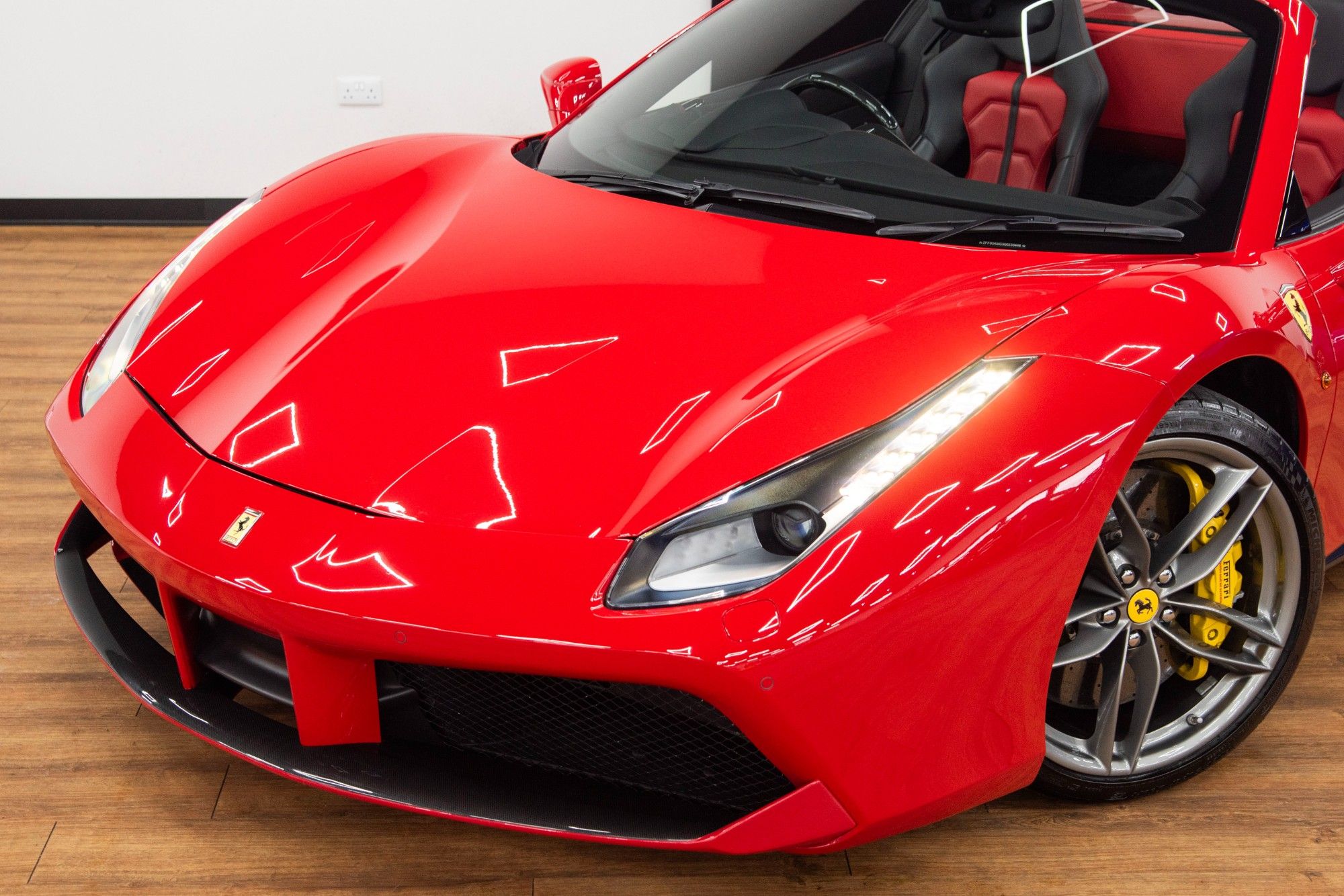 USED 2018 FERRARI 488 3.9T V8 Spider 
