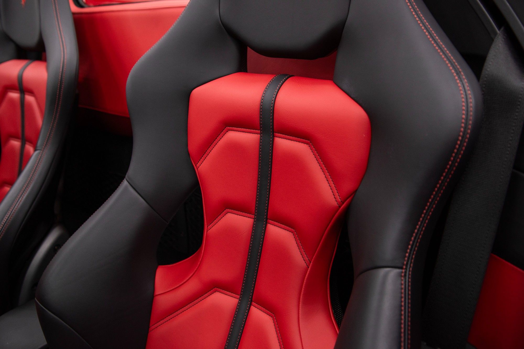 USED 2018 FERRARI 488 3.9T V8 Spider 