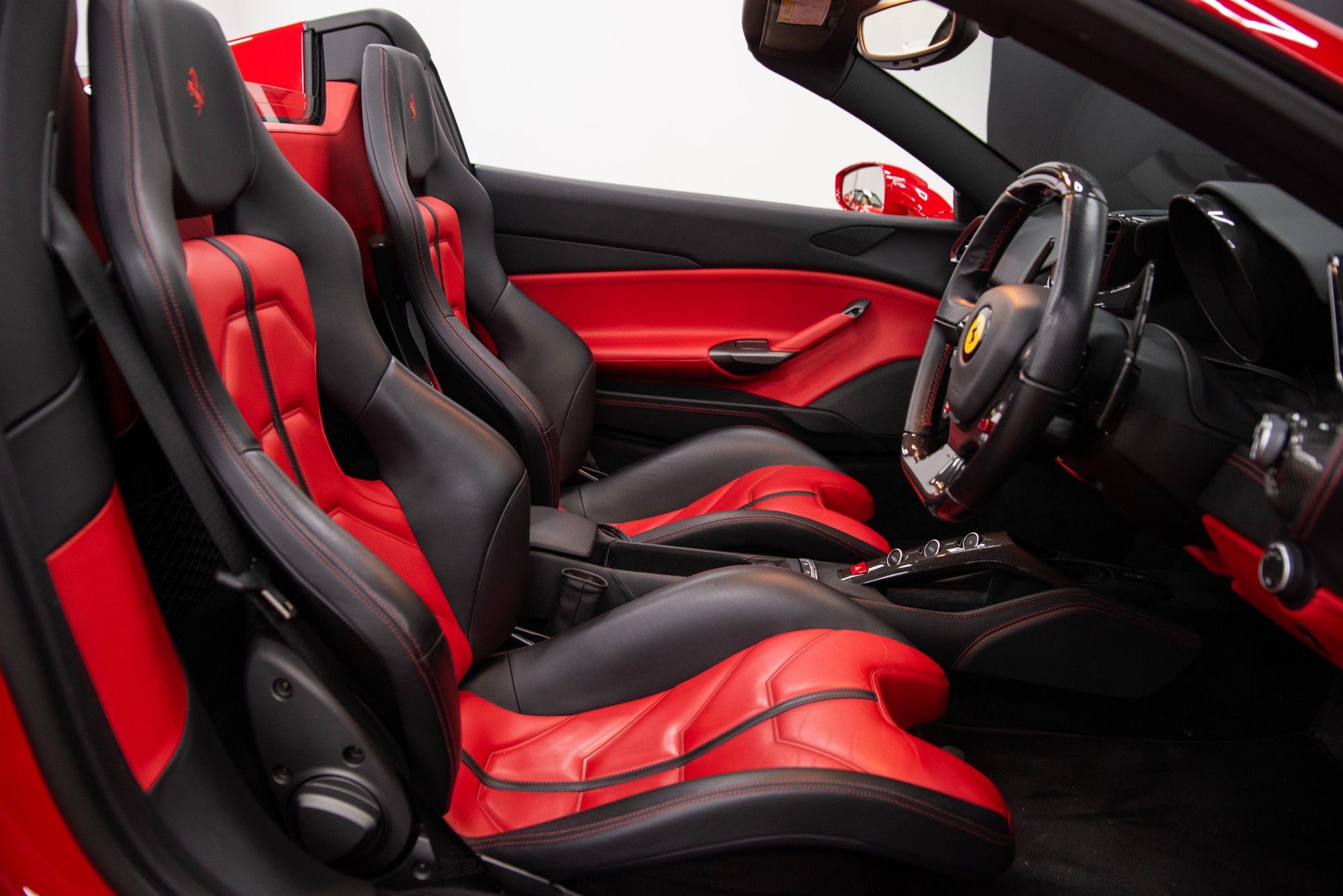 USED 2018 FERRARI 488 3.9T V8 Spider 