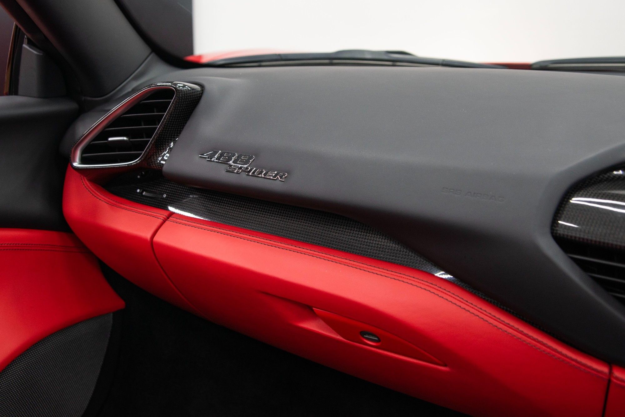 USED 2018 FERRARI 488 3.9T V8 Spider 