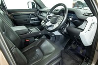 USED 2020 20 LAND ROVER DEFENDER 2.0 SD4 First Edition SUV 5dr Diesel Auto 4WD Euro 6 (s/s) (240 ps) FIRST EDITION 2.0 D AUTO, FULL MAIN DEALER SERVICE HISTORY, PANORAMIC SUNROOF, ELECTRIC HEATED SEATS, MERIDIAN SOUND, 360 CAMERA, HEATED WINDSCREEN
