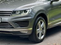 USED 2015 15 VOLKSWAGEN TOUAREG 3.0 TDI V6 BlueMotion Tech R-Line SUV 5dr Diesel Tiptronic 4WD Euro 6 (s/s) (262 ps) 