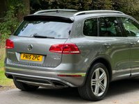 USED 2015 15 VOLKSWAGEN TOUAREG 3.0 TDI V6 BlueMotion Tech R-Line SUV 5dr Diesel Tiptronic 4WD Euro 6 (s/s) (262 ps) 