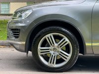 USED 2015 15 VOLKSWAGEN TOUAREG 3.0 TDI V6 BlueMotion Tech R-Line SUV 5dr Diesel Tiptronic 4WD Euro 6 (s/s) (262 ps) 