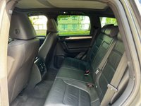 USED 2015 15 VOLKSWAGEN TOUAREG 3.0 TDI V6 BlueMotion Tech R-Line SUV 5dr Diesel Tiptronic 4WD Euro 6 (s/s) (262 ps) 
