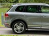 USED 2015 15 VOLKSWAGEN TOUAREG 3.0 TDI V6 BlueMotion Tech R-Line SUV 5dr Diesel Tiptronic 4WD Euro 6 (s/s) (262 ps) 