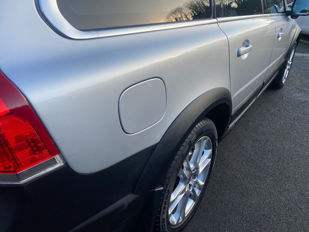USED 2013 63 VOLVO XC70 2.4 D5 SE Lux Estate 5dr Diesel Geartronic AWD Euro 5 (215 ps) 57000 MILES FULL SERVICE HISTORY