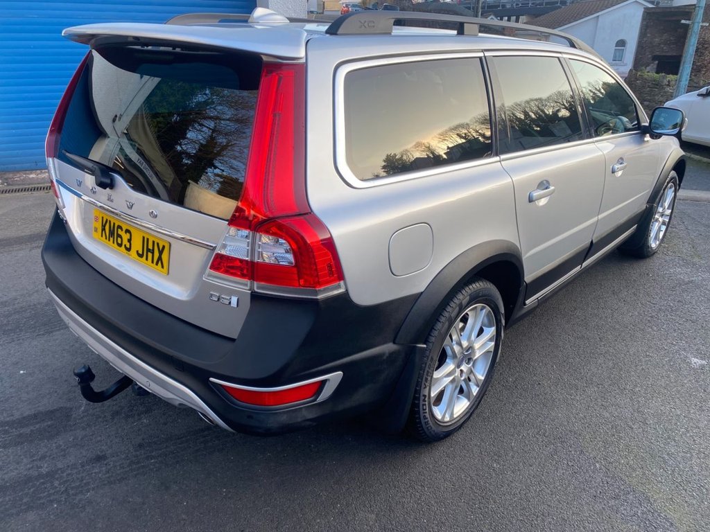 USED 2013 63 VOLVO XC70 2.4 D5 SE Lux Estate 5dr Diesel Geartronic AWD Euro 5 (215 ps) 57000 MILES FULL SERVICE HISTORY