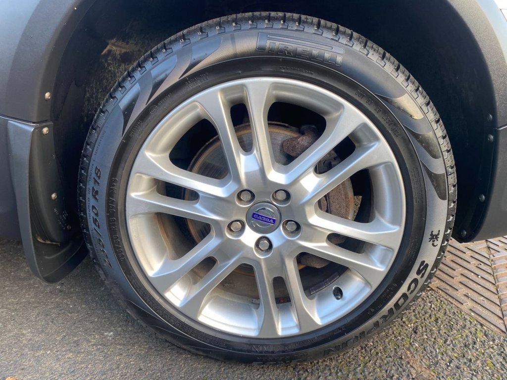 USED 2013 63 VOLVO XC70 2.4 D5 SE Lux Estate 5dr Diesel Geartronic AWD Euro 5 (215 ps) 57000 MILES FULL SERVICE HISTORY