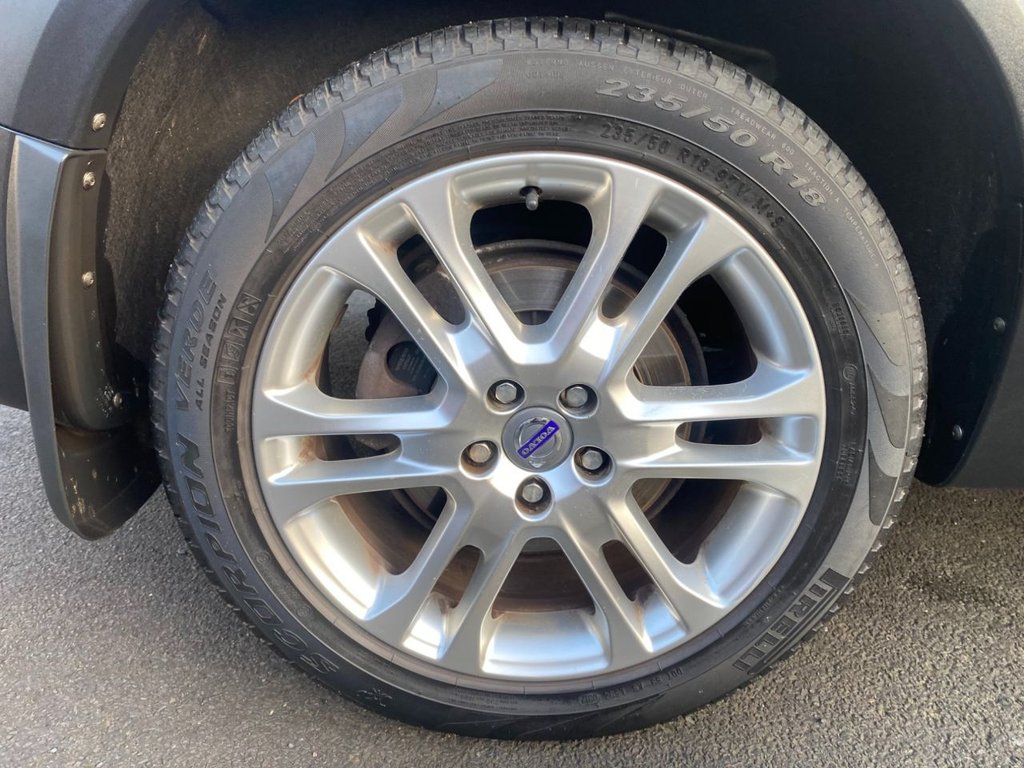 USED 2013 63 VOLVO XC70 2.4 D5 SE Lux Estate 5dr Diesel Geartronic AWD Euro 5 (215 ps) 57000 MILES FULL SERVICE HISTORY