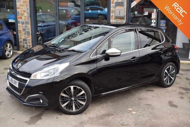 View our PEUGEOT 208