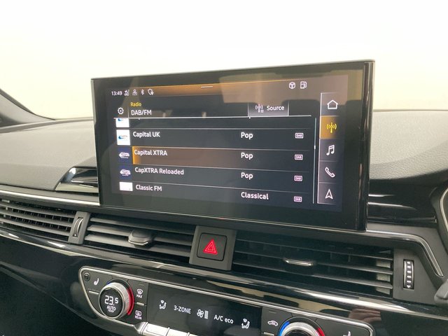 USED 2024 73 Audi A4 2.0 Tfsi 40 Black Edition Saloon 4dr Petrol S Tronic Euro 6 (s/S) (204 Ps) - Sat Nav + Parking Camera