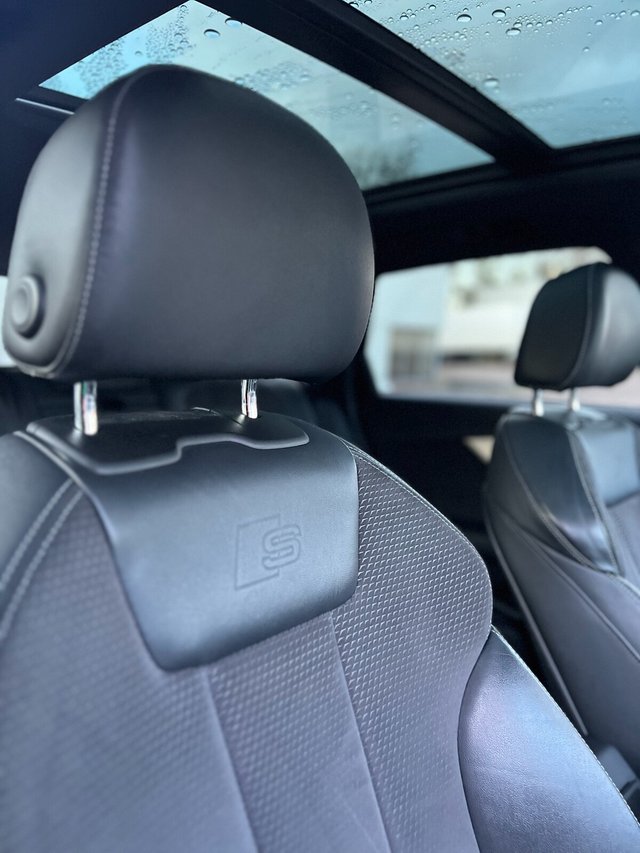 View our AUDI A4 AVANT