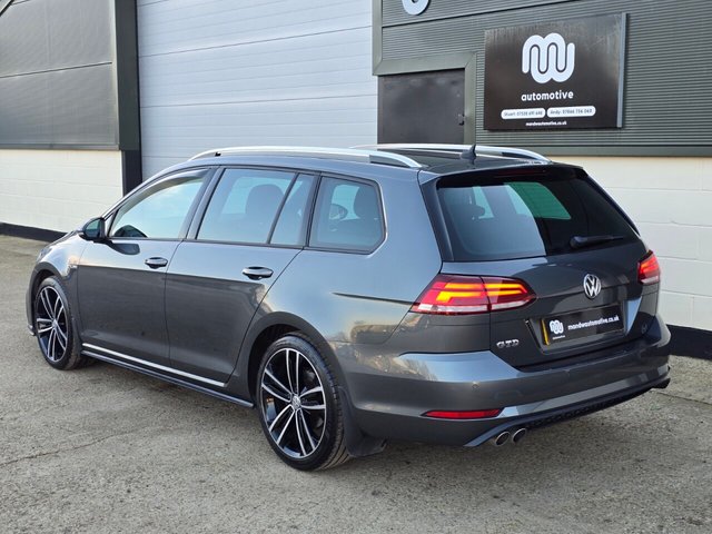 View our VOLKSWAGEN GOLF