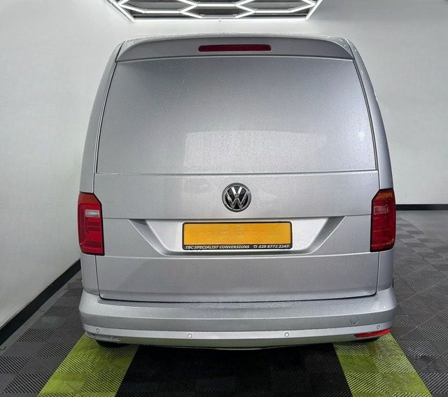 2020 VOLKSWAGEN CADDY - Photo 5