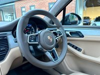 USED 2017 17 PORSCHE MACAN 3.6T V6 Turbo SUV 5dr Petrol PDK 4WD Euro 6 (s/s) (400 ps) RARE SPEC