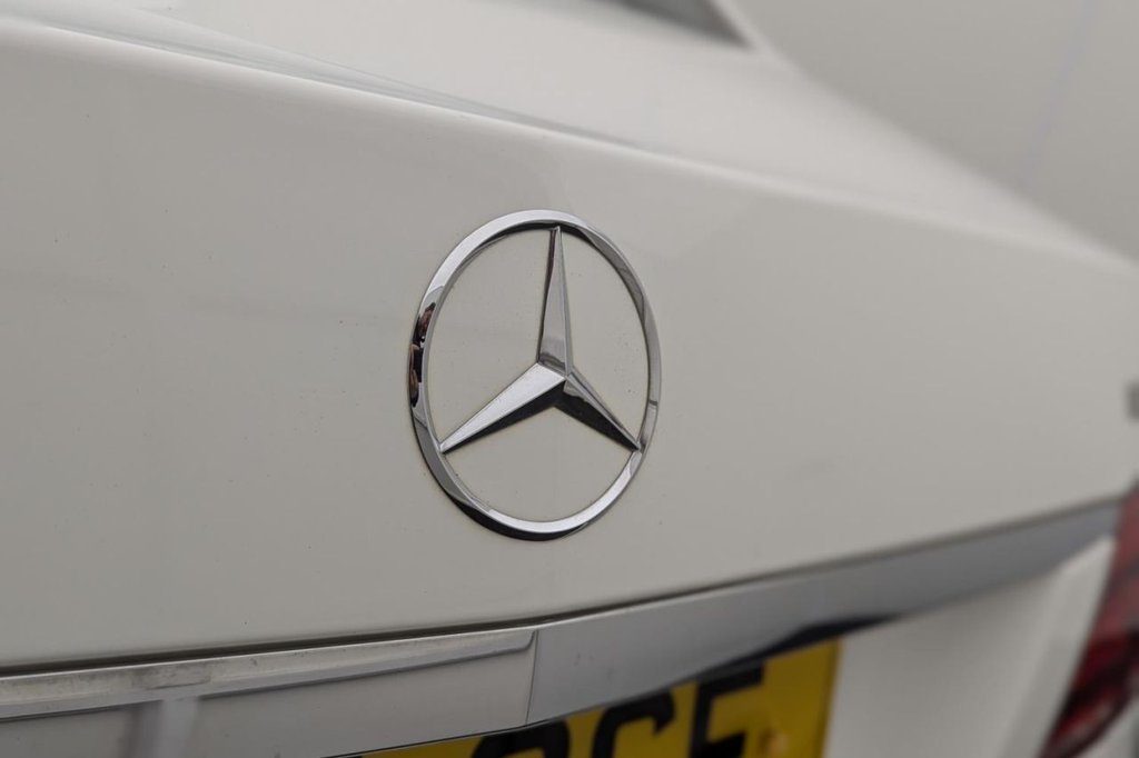 USED 2014 14 MERCEDES-BENZ E-CLASS 2.1 E220 CDI AMG Sport Saloon 4dr Diesel G-Tronic+ Euro 5 (s/s) (170 ps) Sat Nav Part Leather