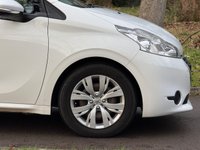 USED 2012 62 PEUGEOT 208 1.4 HDi Access+ Hatchback 5dr Diesel Manual Euro 5 (70 ps) 