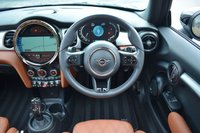 USED 2021 21 MINI HATCH 2.0 Cooper S Exclusive Hatchback 3dr Petrol Steptronic Euro 6 (s/s) (178 ps) PAN ROOF / COMFORT+ / MATRIX