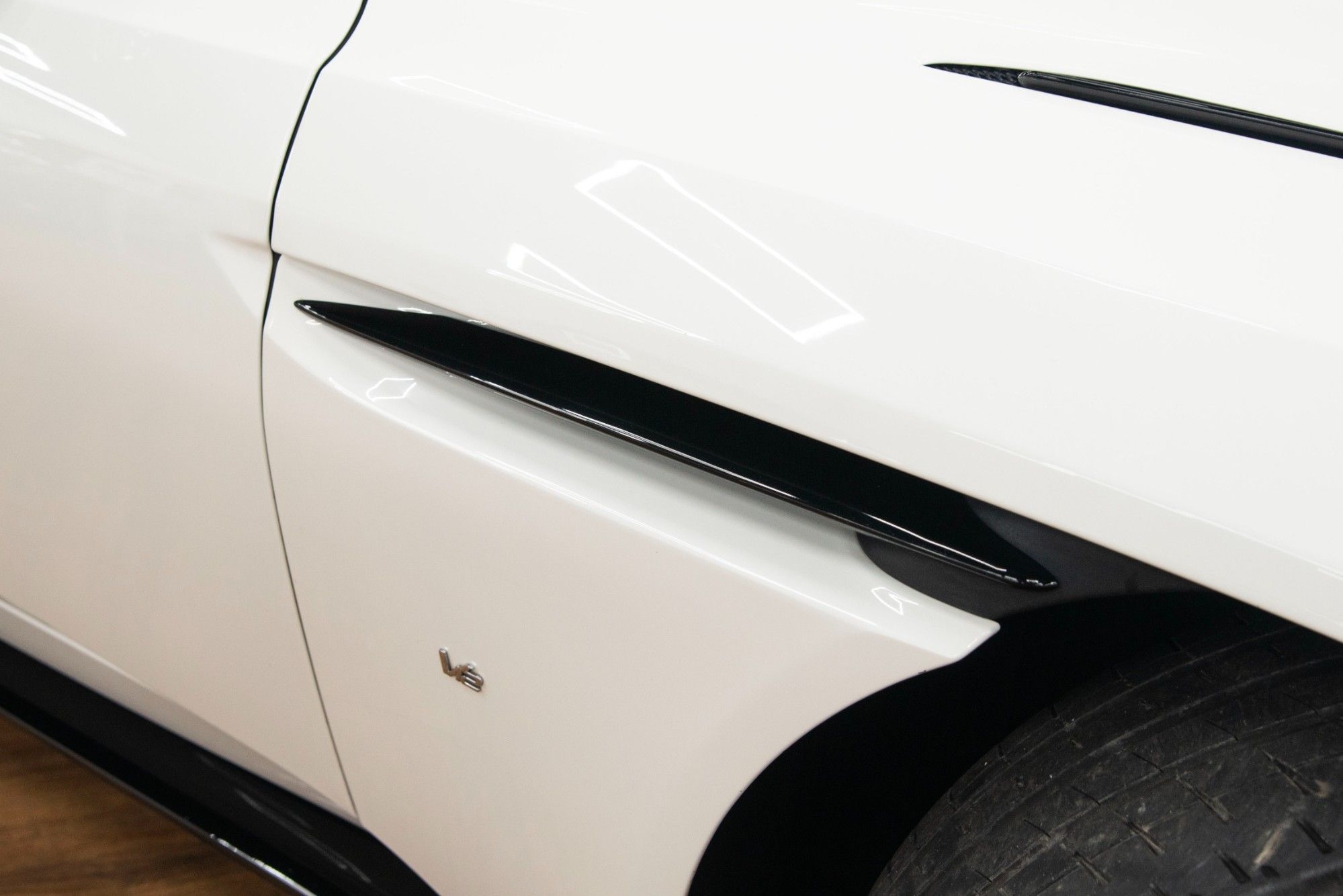 USED 2018 ASTON MARTIN DB11 5.2 V12 Coupe 