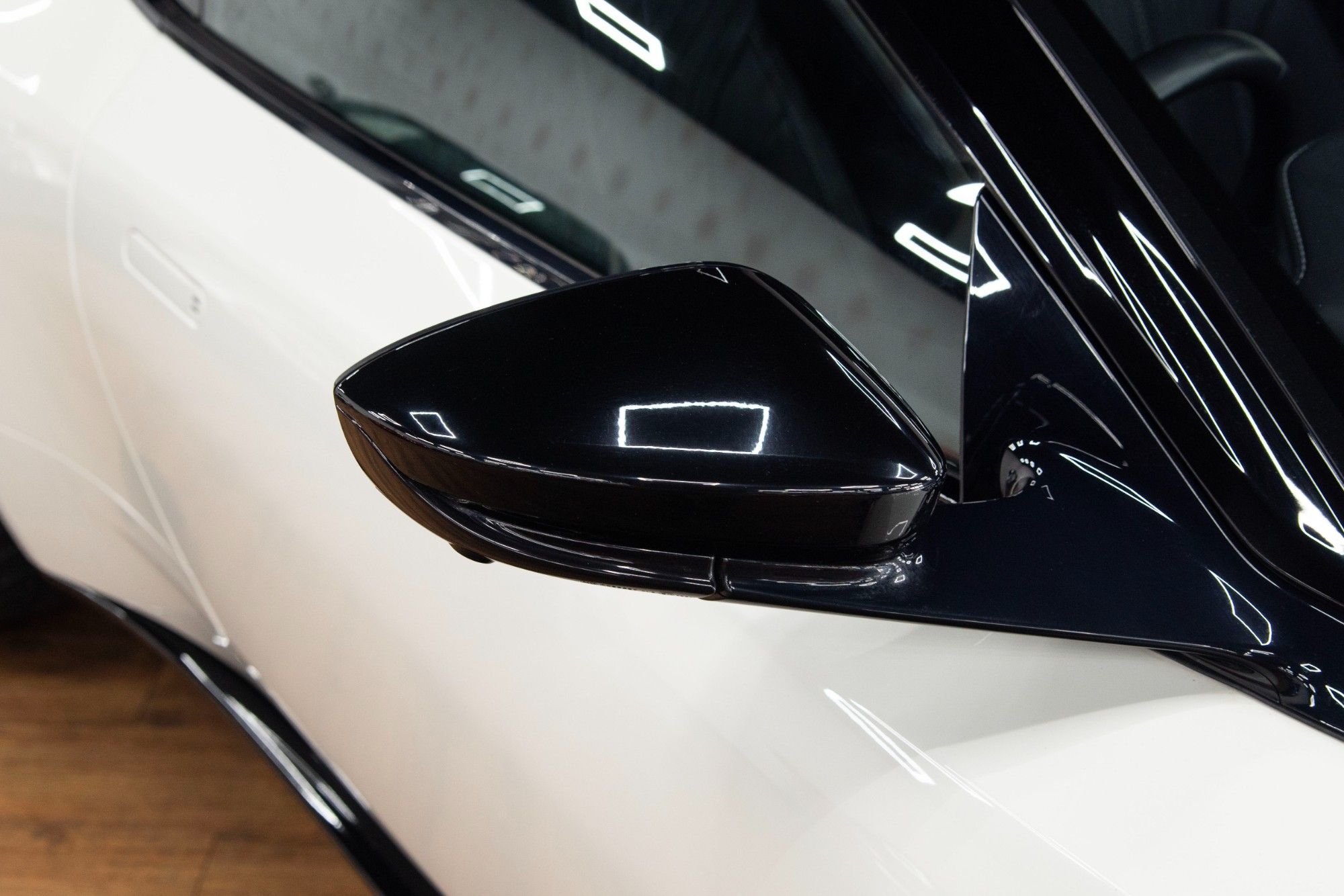 USED 2018 ASTON MARTIN DB11 5.2 V12 Coupe 