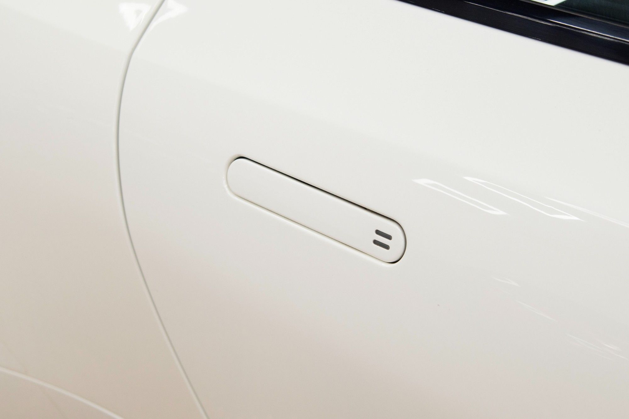 USED 2018 ASTON MARTIN DB11 5.2 V12 Coupe 