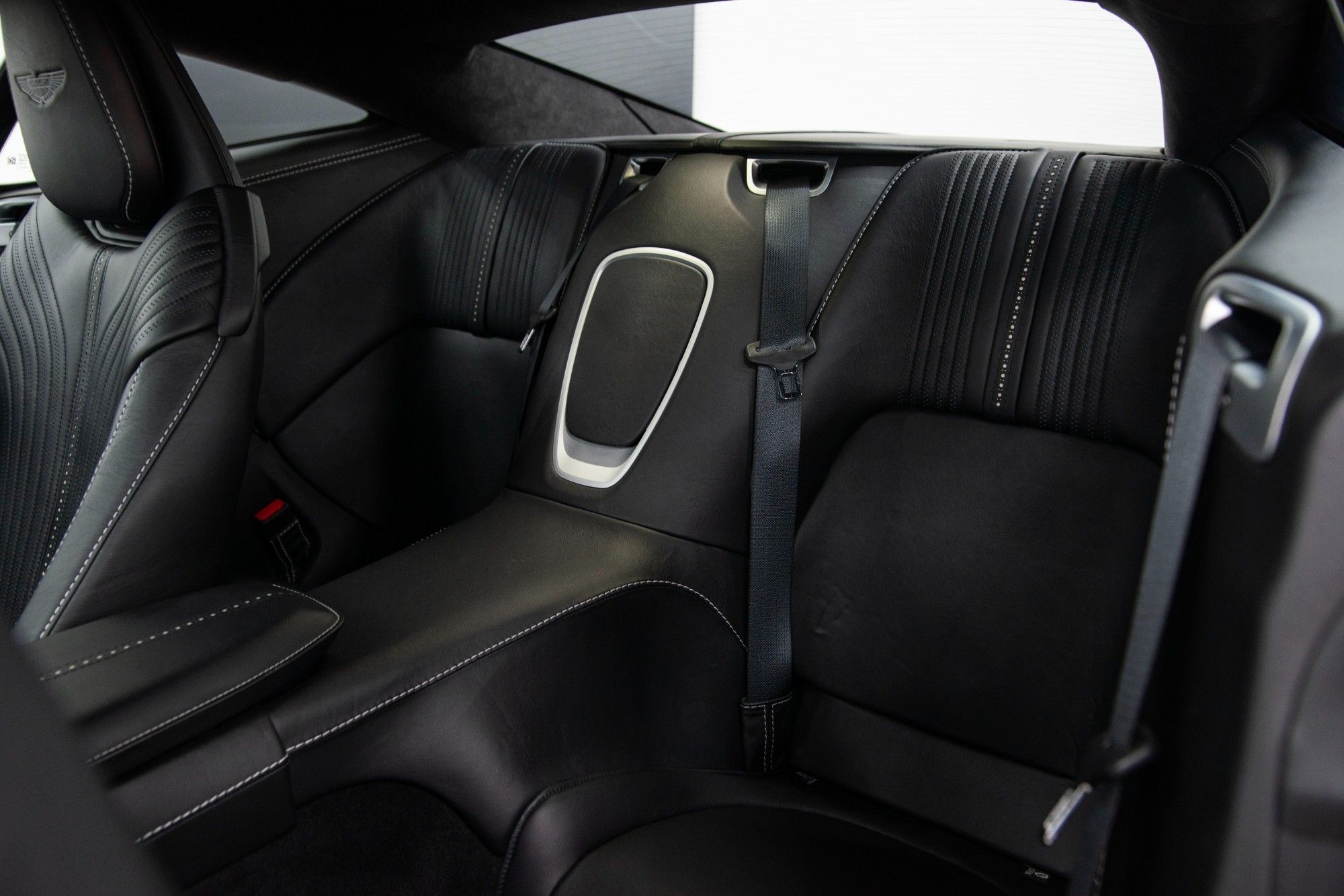 USED 2018 ASTON MARTIN DB11 5.2 V12 Coupe 