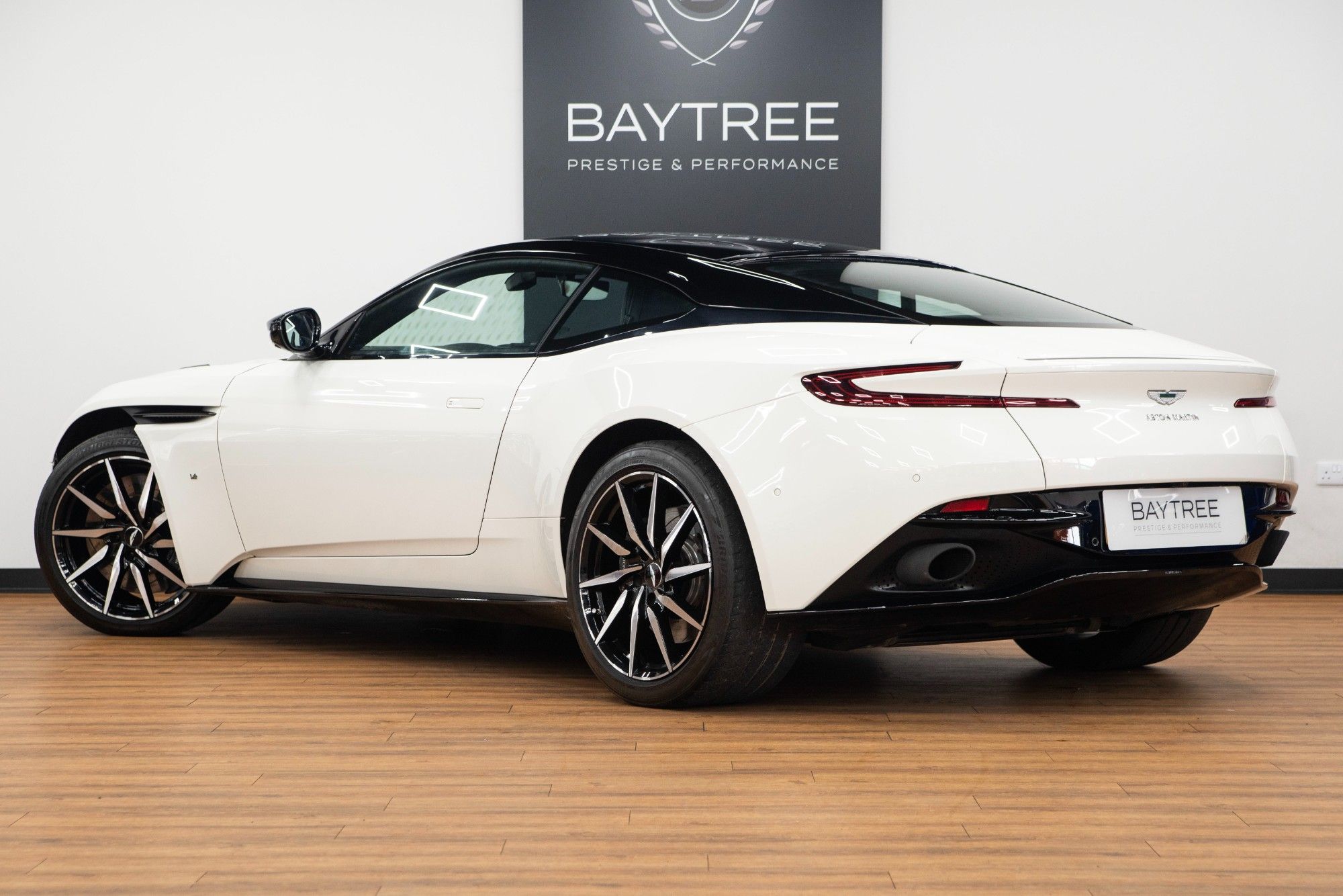 USED 2018 ASTON MARTIN DB11 5.2 V12 Coupe 