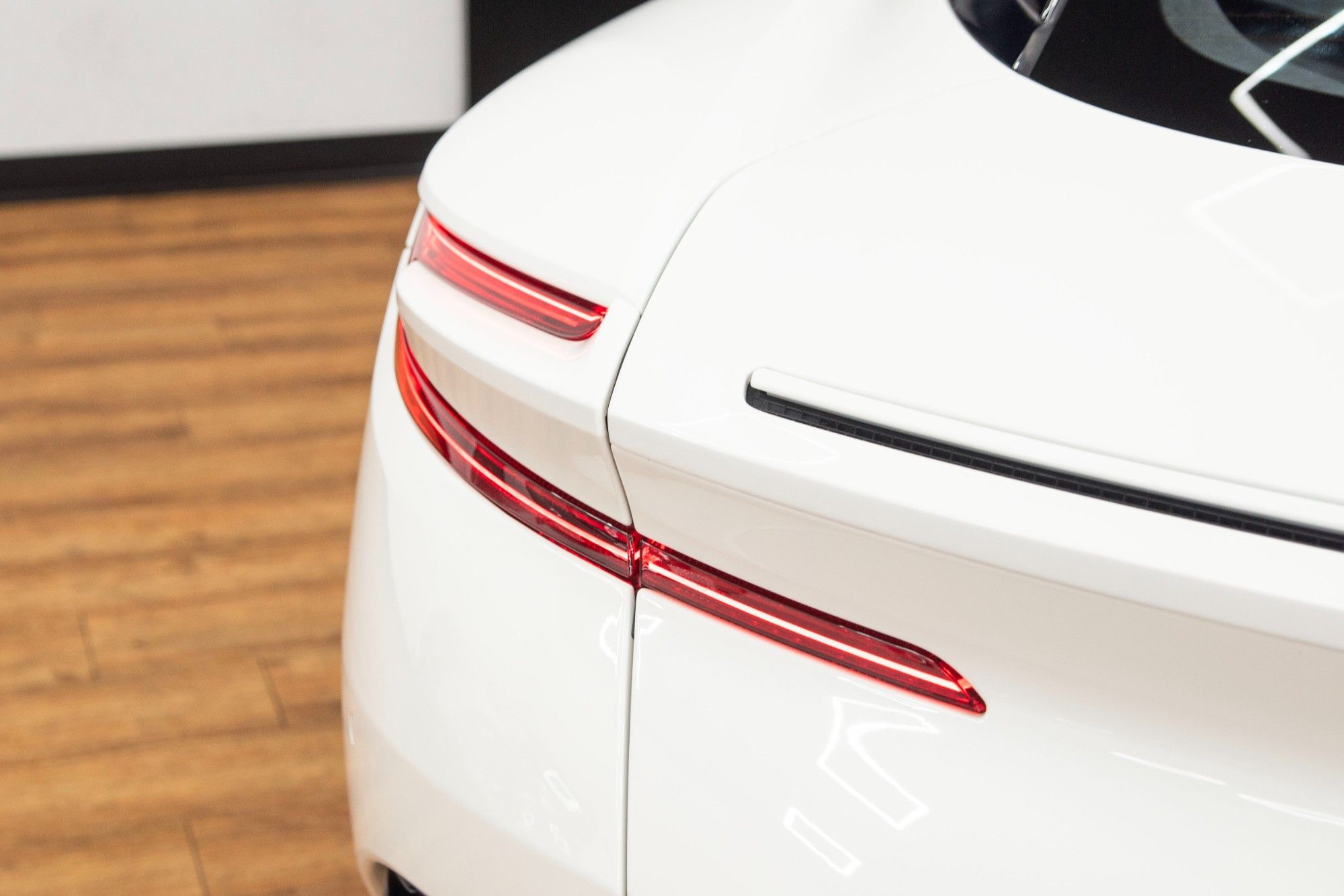 USED 2018 ASTON MARTIN DB11 5.2 V12 Coupe 