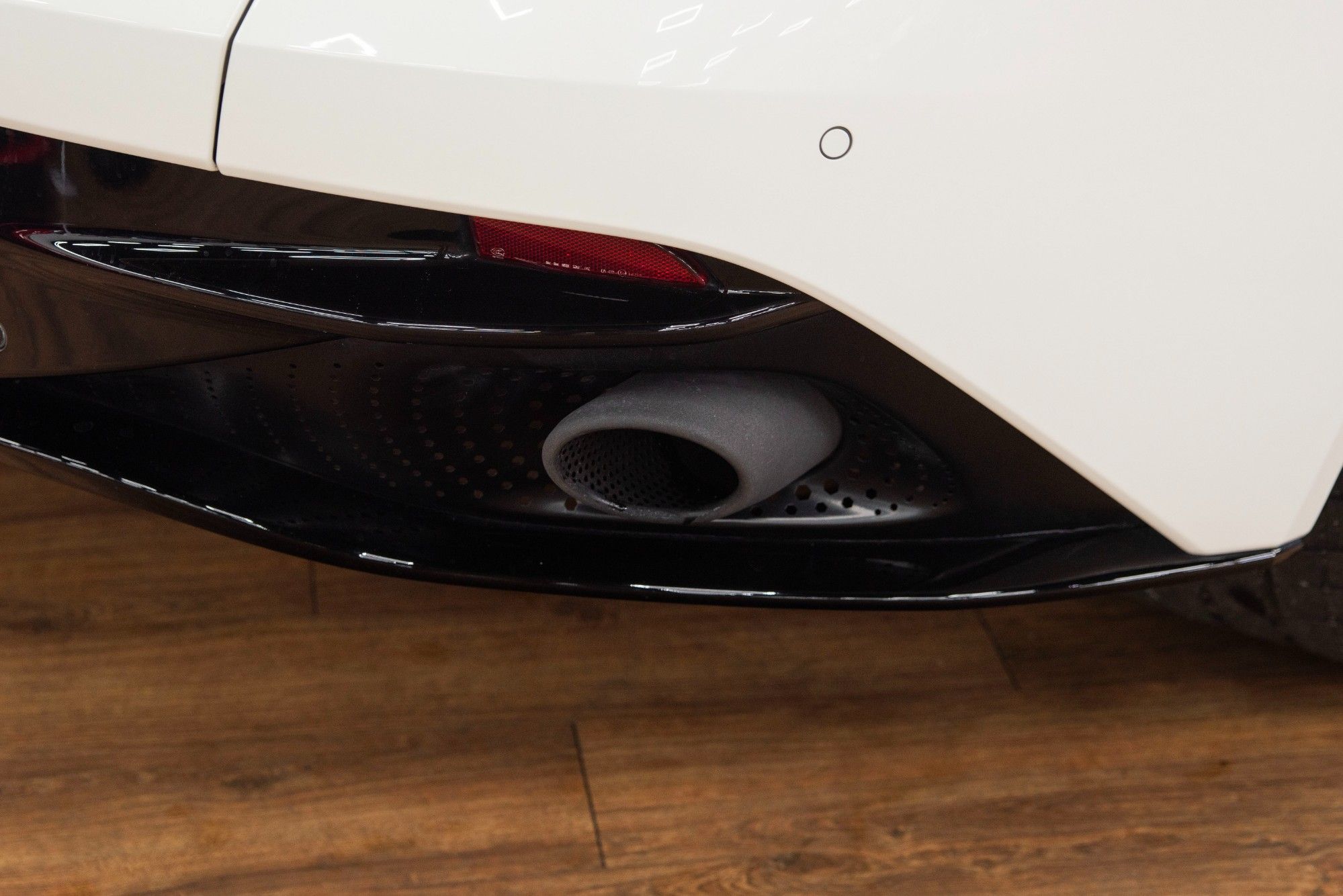 USED 2018 ASTON MARTIN DB11 5.2 V12 Coupe 