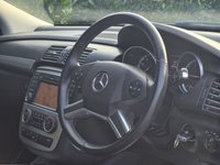 USED 2011 11 MERCEDES-BENZ R CLASS 3.0 R350L CDI MPV 5dr Diesel G-Tronic+ 4WD Euro 5 (7 seats) (265 ps) REAR DVD | 12 SERVICE | CAMERA