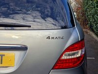 USED 2011 11 MERCEDES-BENZ R CLASS 3.0 R350L CDI MPV 5dr Diesel G-Tronic+ 4WD Euro 5 (7 seats) (265 ps) REAR DVD | 12 SERVICE | CAMERA