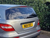 USED 2011 11 MERCEDES-BENZ R CLASS 3.0 R350L CDI MPV 5dr Diesel G-Tronic+ 4WD Euro 5 (7 seats) (265 ps) REAR DVD | 12 SERVICE | CAMERA