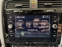 USED 2018 18 VOLKSWAGEN GOLF 1.4 TSI 8.7kWh GTE Hatchback 5dr Petrol Plug-in Hybrid DSG Euro 6 (s/s) (204 ps) APPLE CAR PLAY CLEAN CAR