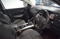 USED 2017 17 RENAULT KADJAR 1.6 dCi Signature Nav SUV 5dr Diesel Manual Euro 6 (s/s) (130 ps) 6 MONTHS RAC PLATINUM WARRANTY