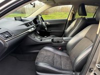 USED 2016 66 LEXUS CT 1.8 200h Sport Hatchback 5dr Petrol Hybrid CVT Euro 6 (s/s) (136 ps) SAT NAV-BLUETOOTH-CRUISE-&pound;0 TAX