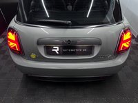 USED 2020 70 MINI Electric Hatch Cooper SE 32.6kWh Level 3 Hatchback 3dr Electric Auto (184 ps) LEVEL 3 | Park Assist | Nav