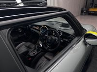 USED 2020 70 MINI Electric Hatch Cooper SE 32.6kWh Level 3 Hatchback 3dr Electric Auto (184 ps) LEVEL 3 | Park Assist | Nav