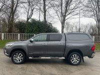 USED 2017 17 TOYOTA HI-LUX 2.4 D-4D Invincible Pickup Double Cab 4dr Diesel Manual 4WD Euro 6 (TSS, 3.5t) (150 ps) ** NO VAT * *  SAT NAV **  TOWBAR