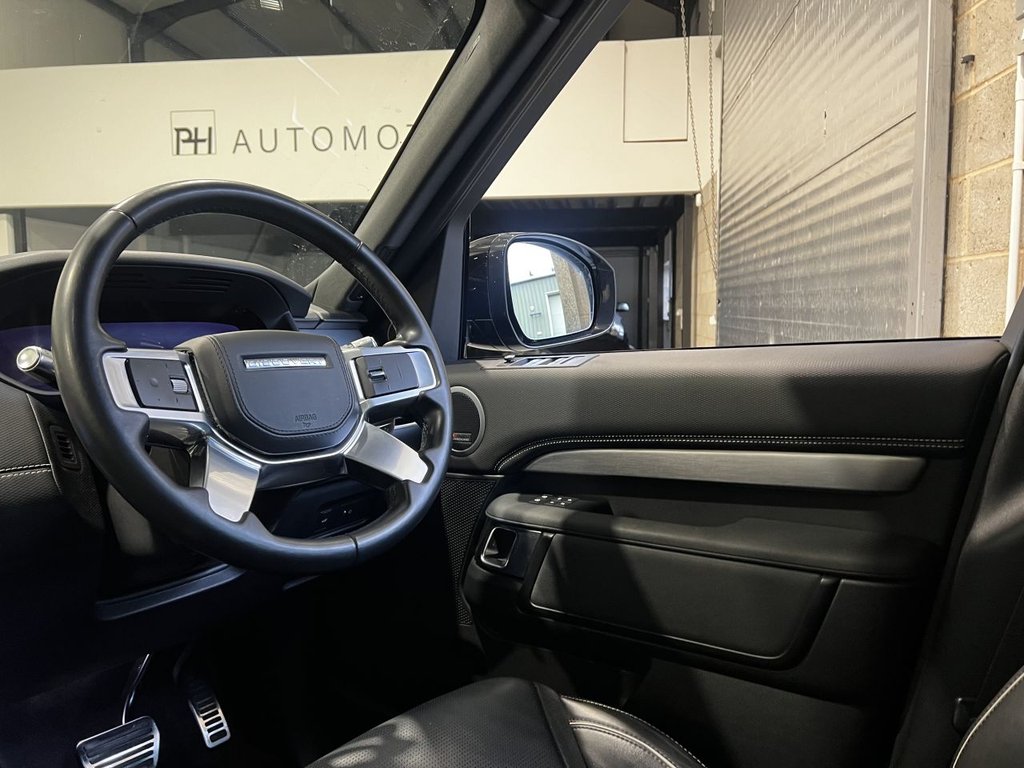 USED 2021 21 LAND ROVER DISCOVERY 3.0 D300 MHEV R-Dynamic HSE SUV 5dr Diesel Auto 4WD Euro 6 (s/s) (300 ps) DEPLOYABLE TOWBAR|2YR WARRANTY