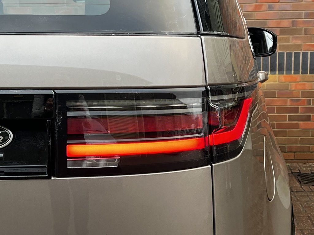 USED 2021 21 LAND ROVER DISCOVERY 3.0 D300 MHEV R-Dynamic HSE SUV 5dr Diesel Auto 4WD Euro 6 (s/s) (300 ps) DEPLOYABLE TOWBAR|2YR WARRANTY